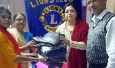लायन्स क्लब ने गरीबों के बीच किया कंबल वितरण