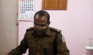 चक्रधरपुर शहर में लॉटरी-जुआ संचालकों के विरुद्ध सघन अभियान,अवैध धंधेबाजों पर पुलिस ने कसा शिकंजा