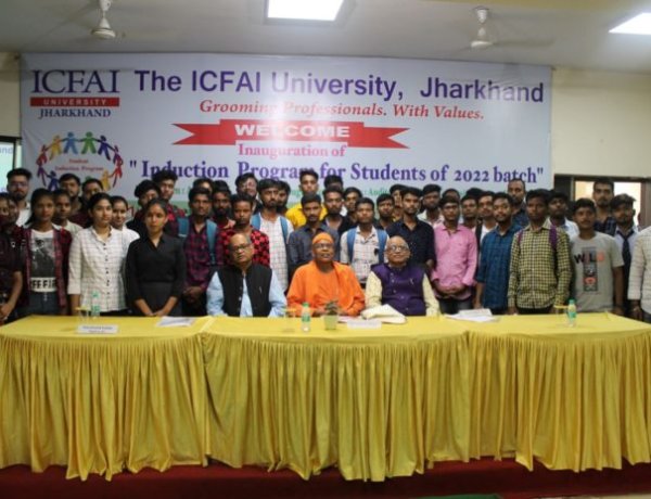 इक्फ़ाई विश्वविद्यालय में 2022 बैच के नए छात्रों के लिए इंडक्शन कार्यक्रम का शुभारंभ