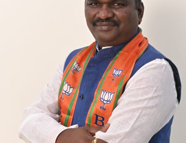 शपथ ग्रहण के ठीक पहले वैद्यनाथ राम का नाम काटना अनुसूचित समाज के साथ ठगी : अमर कुमार बाउरी