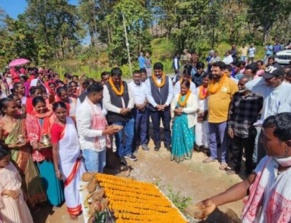 खिजरी विधानसभा क्षेत्र में राजेश कच्छप ने जनता से किए वादों को किया पूरा