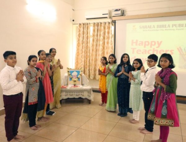 सरला बिरला पब्लिक स्कूल में शिक्षक दिवस समारोह