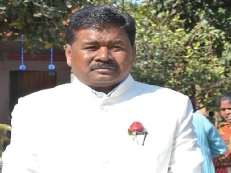 मांडर विधायक बंधु तिर्की झाविमो से निष्कासित