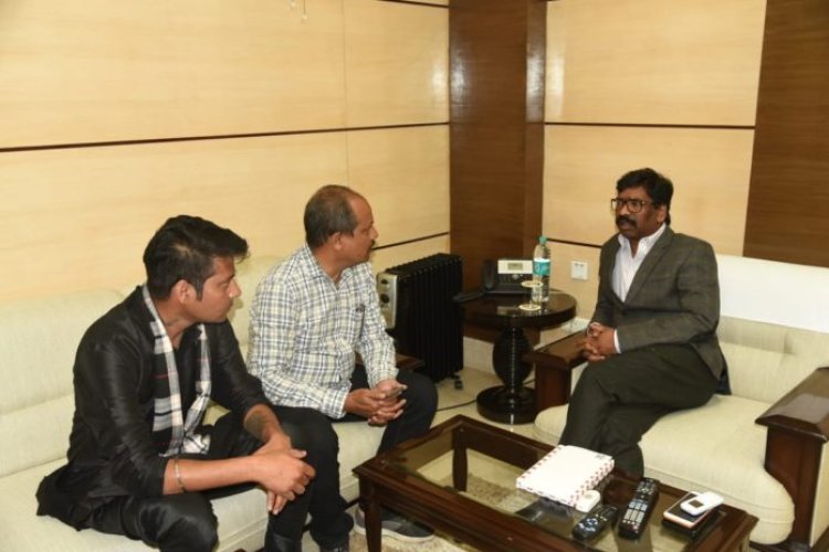 प्रेस क्लब की पहल पर कैंसर पीड़ित पत्रकार को मुख्यमंत्री हेमंत सोरेन ने हर संभव मदद देने की बात कही