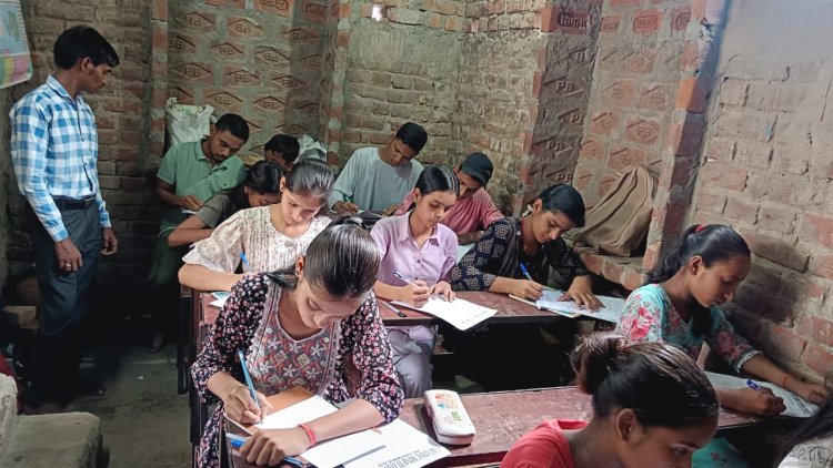 एवीबीपी मानपुर नगर इकाई द्वारा राष्ट्रीय विद्यार्थी दिवस पर क्विज प्रतियोगिता में छात्र-छात्राओं ने दिखाया जलवा