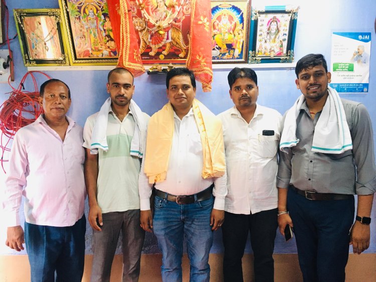 पटवा बुनकर आरोग्य ट्रस्ट द्वारा चर्म रोग का निशुल्क दवा एवं परामर्श