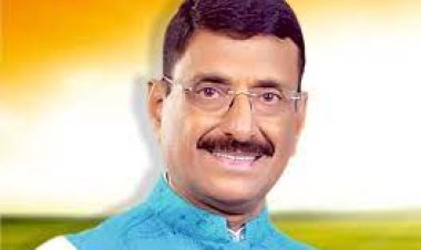 विश्व आदिवासी दिवस पर केंद्रीय रक्षा राज्य मंत्री ने दी शुभकामनाएं 