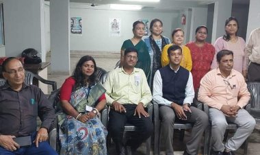 विधान सभा चुनाव 2024 को लेकर अनुमंडल पदाधिकारी ने राजनीतिक दलों के साथ बैठक की