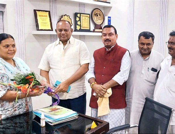 किसानों का 2 लाख रु ऋण माफ करने के सरकार के फ़ैसले का स्वागत एवं कृषि मंत्री को बधाई : कैलाश यादव (प्रदेश राजद महासचिव)