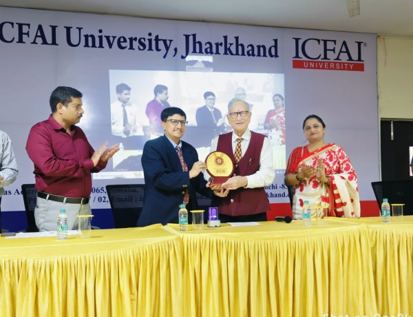 इक्फाई विश्वविद्यालय में नए बैच के छात्रों के लिए ओरिएंटेशन प्रोग्राम आयोजित