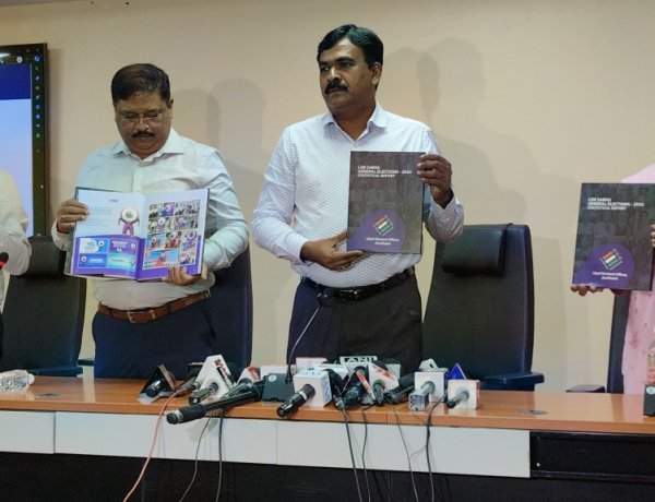 मुख्य निर्वाचन पदाधिकारी ने "SALUTE TO B.L.O." एवं "ELECTION QUIZ" अभियानों का किया शुभारंभ