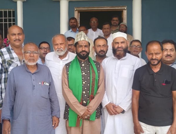 नवगठित सुन्नी वक्फ बोर्ड के सदस्य हाजी मौलाना सैयद तहजिबुल हसन रिजवी का अभिनंदन 