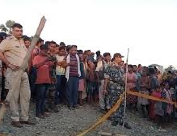 हँसुए से ससुर को काटकर मार डाला, फिर बहू ने थाने में कर दिया सरेंडर