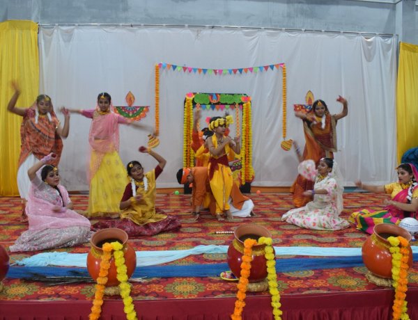 जी.डी.गोयनका पब्लिक स्कूल में श्री कृष्ण जन्मोत्सव धूमधाम से मनाया गया