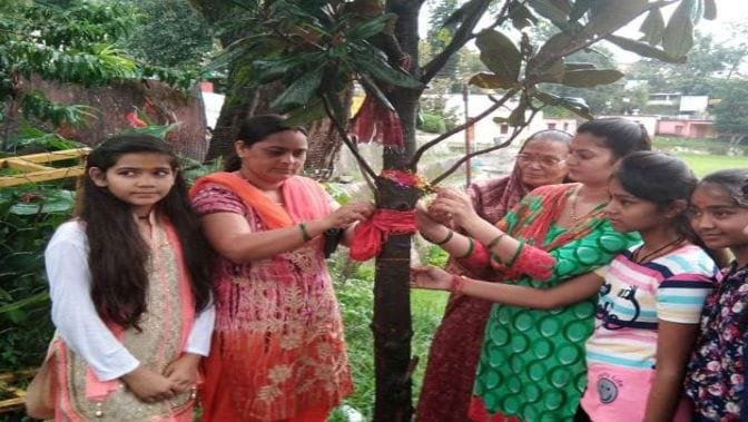 रक्षा बंधन पर्व  का मुख्य उद्देश्य पर्यावरण की रक्षा हो