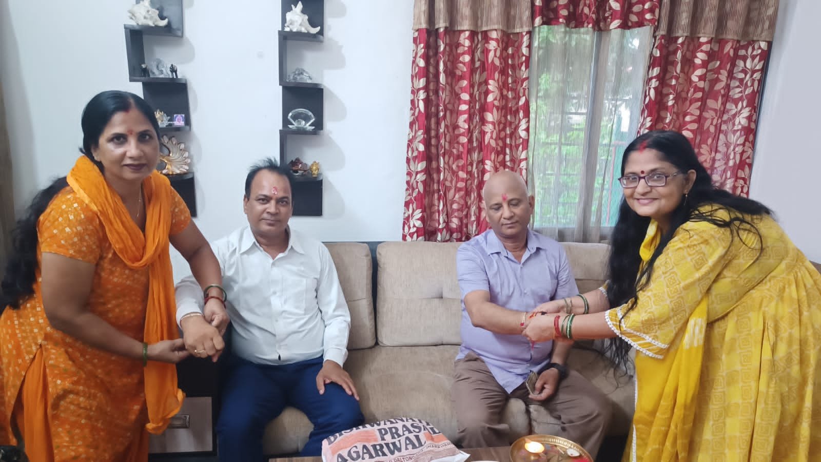 हर्षोल्लास के साथ जिले में मनाया गया रक्षाबंधन, बहनों ने भाइयों के दीर्घायु की कामना