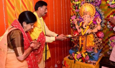 केंद्रीय रक्षा राज्य मंत्री संजय सेठ ने सपत्नीक किया गणेश भगवान का पूजन