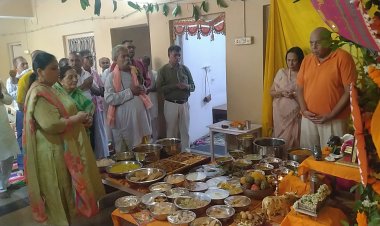 डालमिया आवास पर धूमधाम से मनाई राधारानी जन्मोत्सव