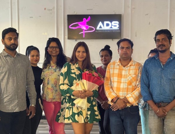 रांची की राजकुमारी डांस कोरियोग्राफर अलिसा सिंह को किया सम्मानित