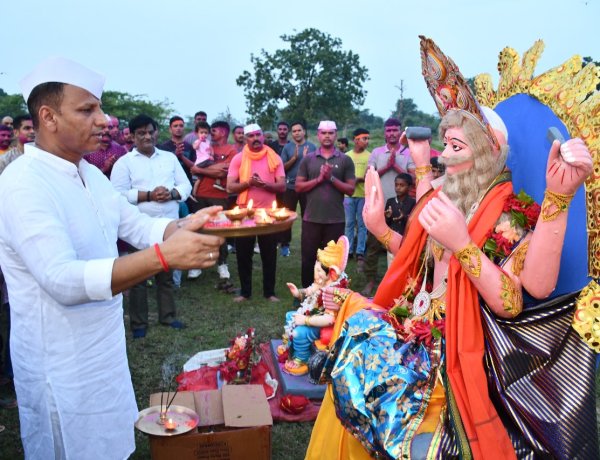 गणेश पूजा एवं विश्वकर्मा पुजा महोत्सव 205 कोबरा बटालियन में विसर्जन के साथ सम्पन्न