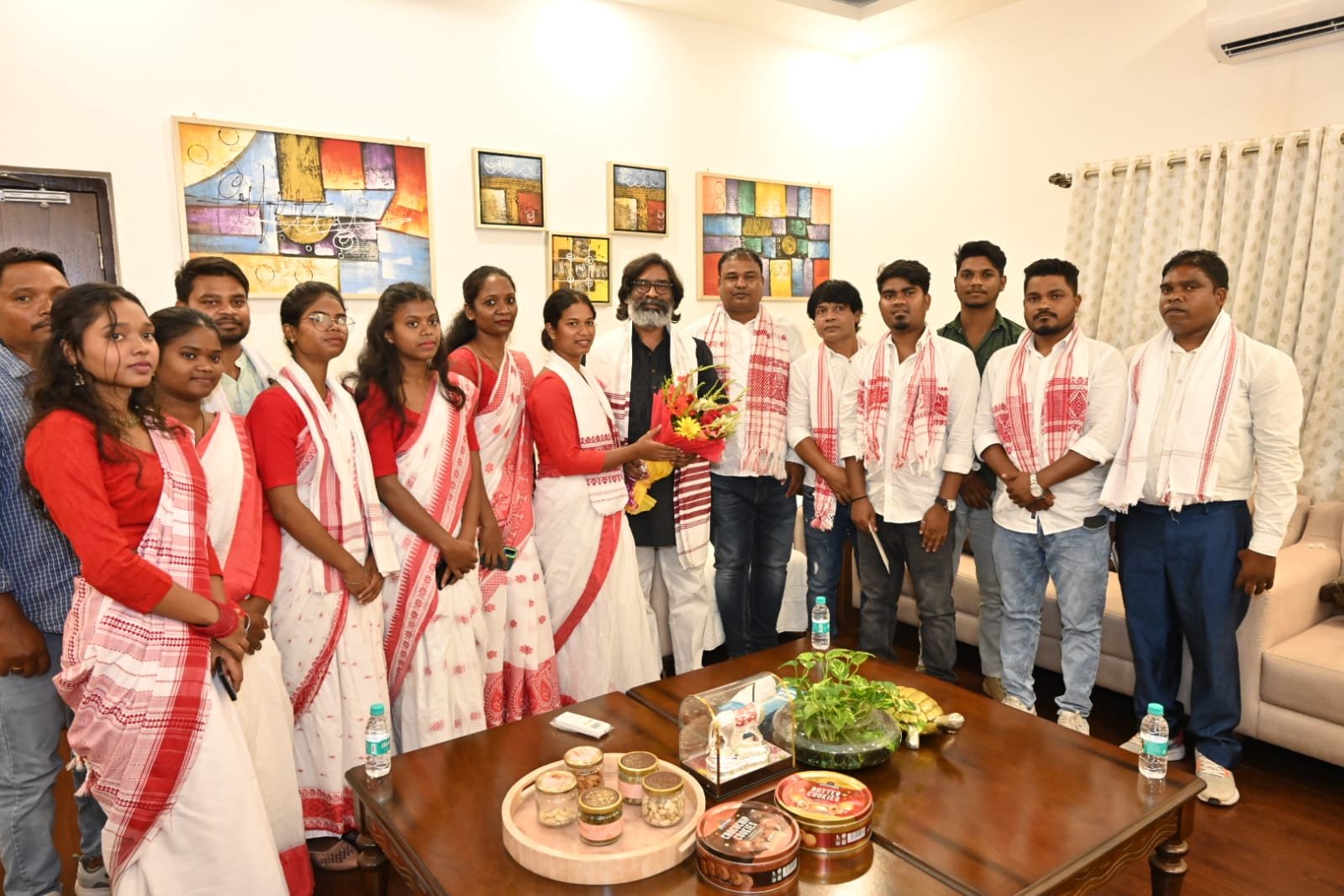 मुख्यमंत्री से मिला केंद्रीय सरना समिति, भारत का प्रतिनिधिमंडल 