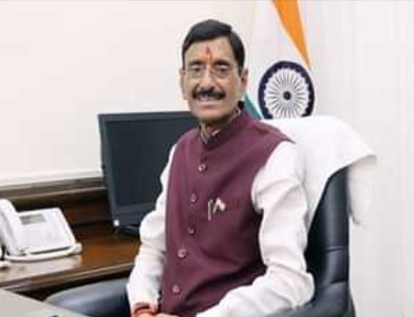 रक्षा राज्य मंत्री को धमकी, 50 लाख की फिरौती की माँग