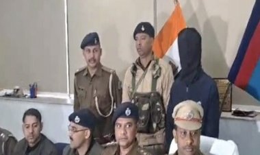 *रांची में बच्चों से चोरी करवाने वाले गिरोह का मुख्य सरगना 31 मोबाइल फोन सहित गिरफ्तार