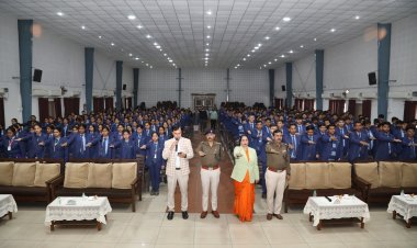 सरला बिरला पब्लिक स्कूल रांची में यातायात सुरक्षा कार्यशाला