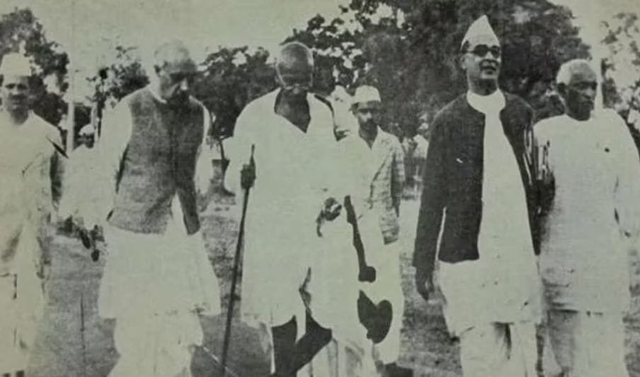  गांधी के विचार सदा विश्व मानव के मार्ग प्रशस्त करतें रहेंगे 