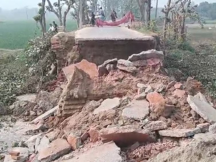 बिहार में फिर एक पुल ताश के पत्तों की तरह बिखरा, लोगों में गहरी नाराजगी