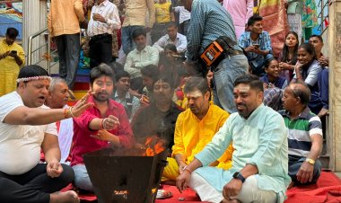 भारत को विश्व विजेता बनाने के लिए पहाड़ी मंदिर में यज्ञ हवन 