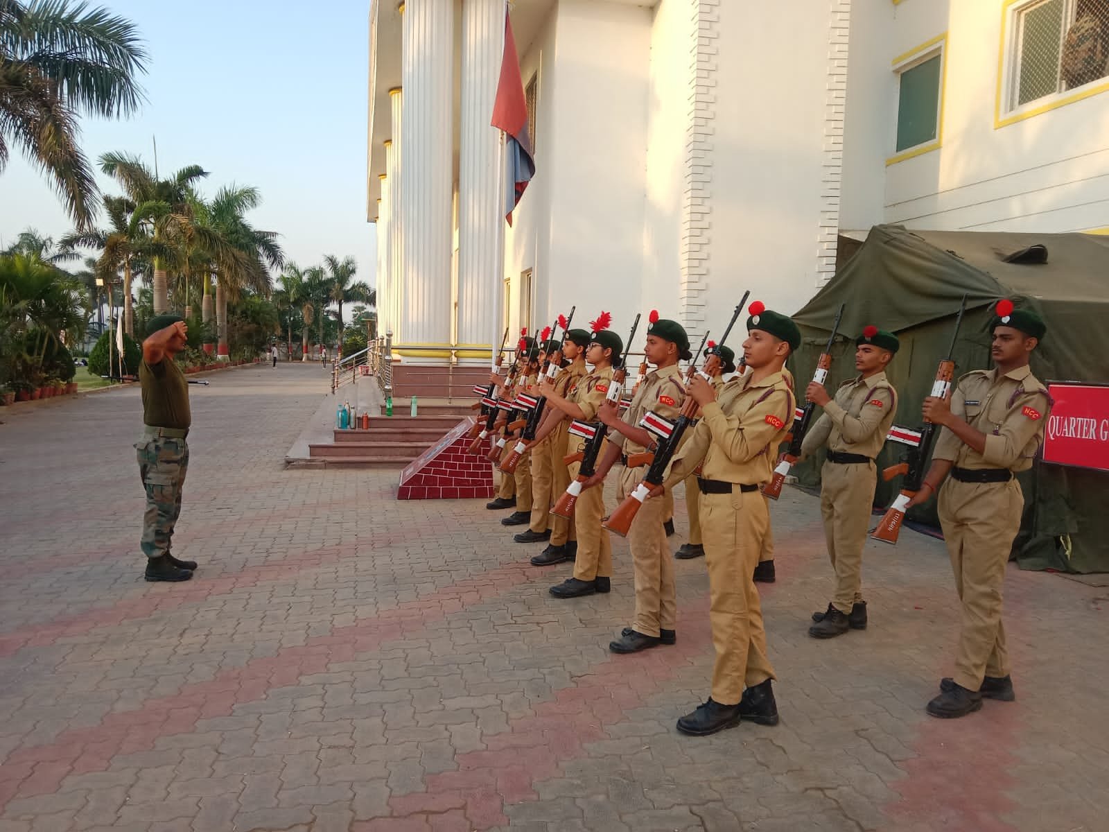 कैडेट्स में देश भक्ति की भावना उजागर करना- कर्नल पंकज