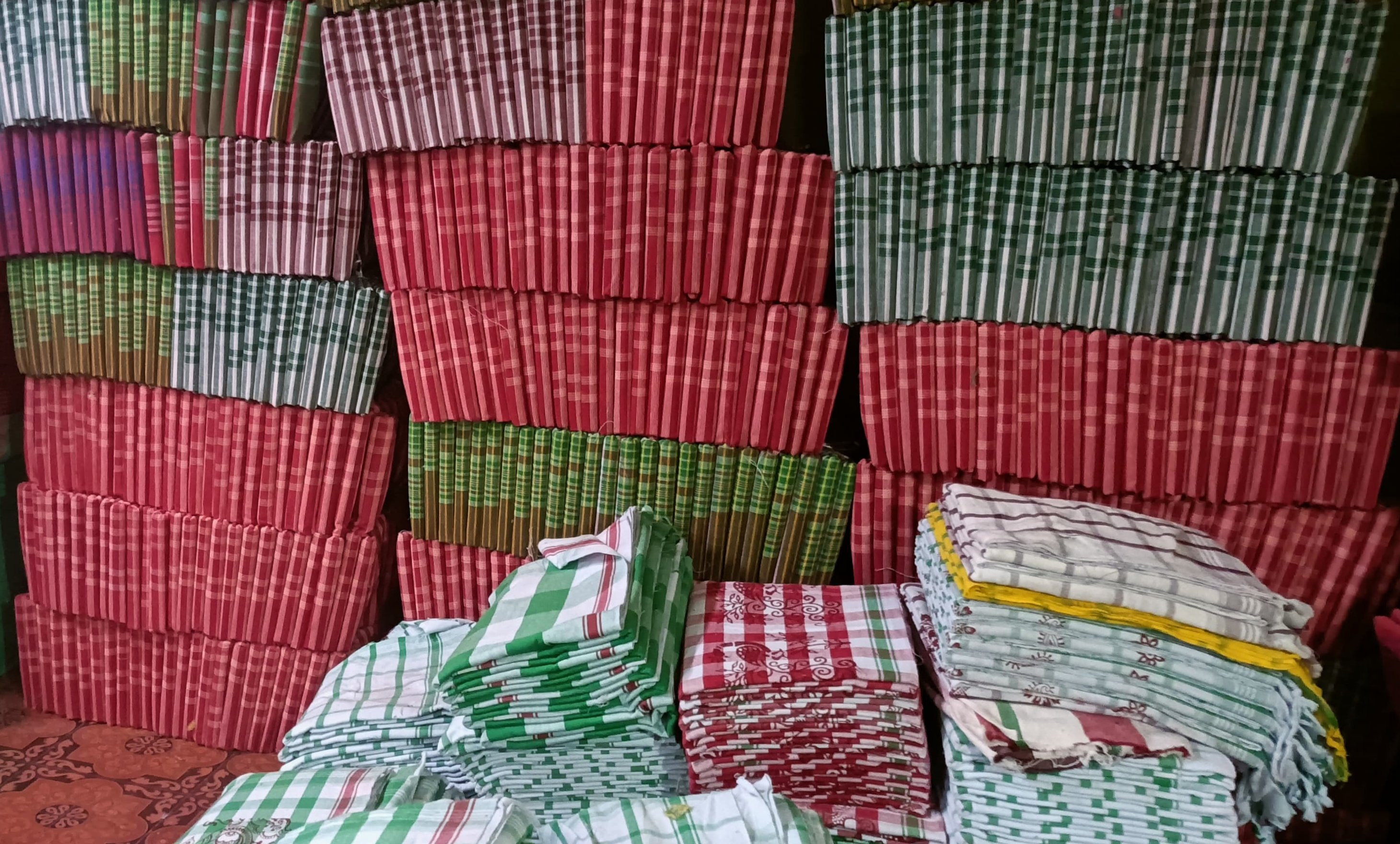 पटवा टोली का सूती खादी गमछा: पारंपरिक विरासत और आधुनिक फैशन का संगम