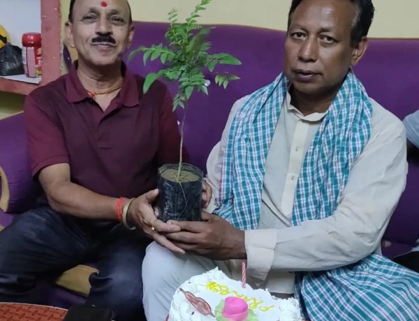 अपने जन्मदिन पर एक पौधा अवश्य लगाएं, क्योंकि एक पेड़ लगाना सौ गायों के दान के बराबर है:- प्रकाश राम पटवा