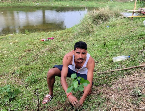 अंतरराष्ट्रीय योग दिवस पर ʼʼएक आदमी एक पेड़ लगाओʼʼका  कार्यक्रम का आयोजन