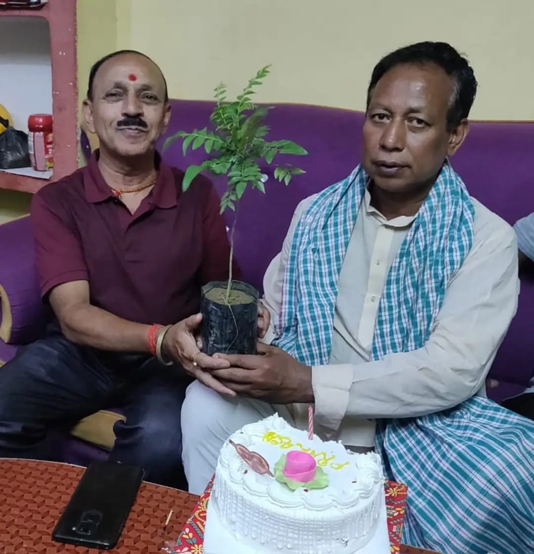 वृक्ष लगाओ, जीवन बचाओ यही है असली त्योहार:- प्रकाश राम पटवा