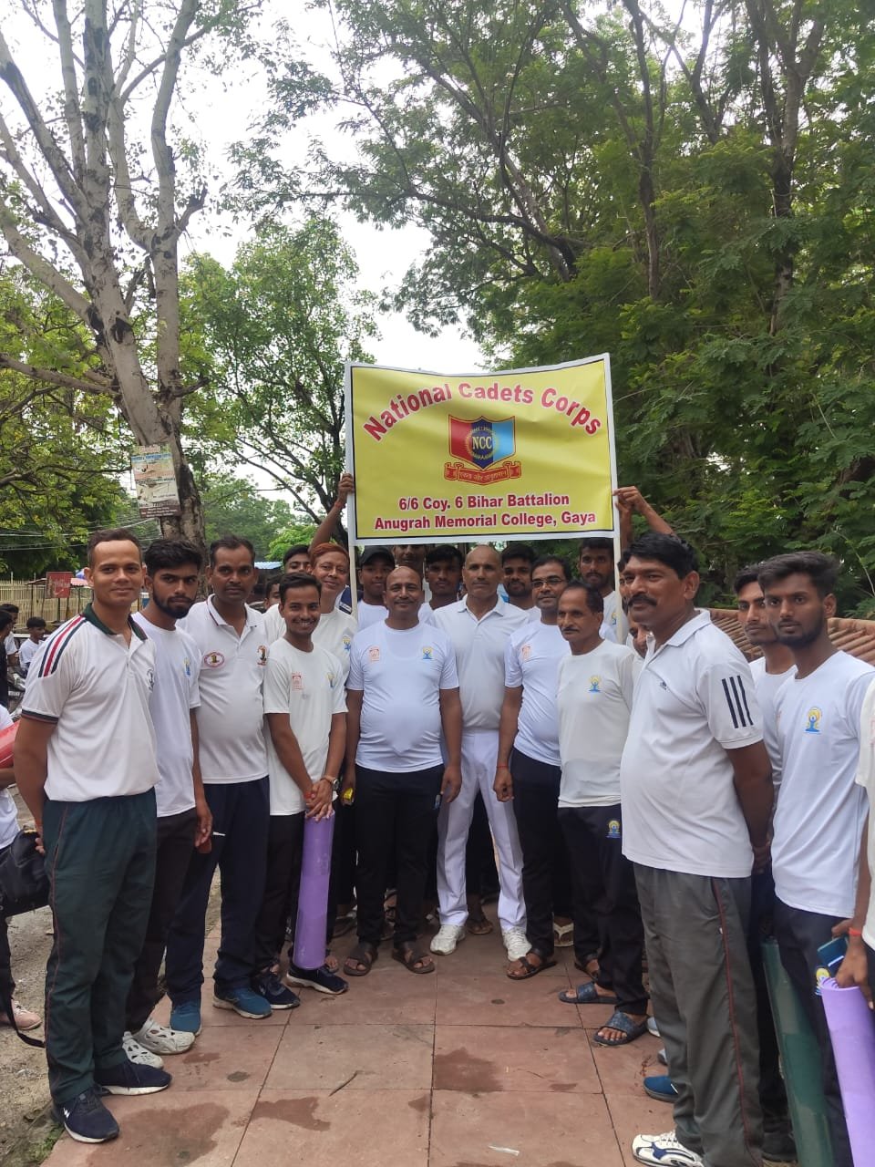 योग दिवस:6 बिहार बटालियन एनसीसी के कैडेटों ने किया योग