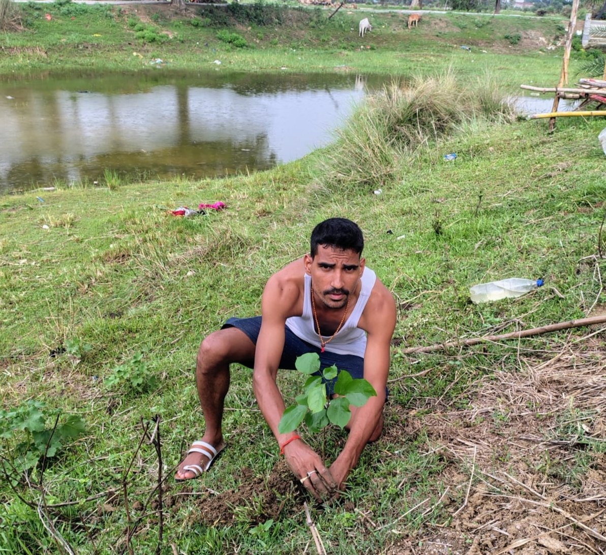 अंतरराष्ट्रीय योग दिवस पर ʼʼएक आदमी एक पेड़ लगाओʼʼका  कार्यक्रम का आयोजन