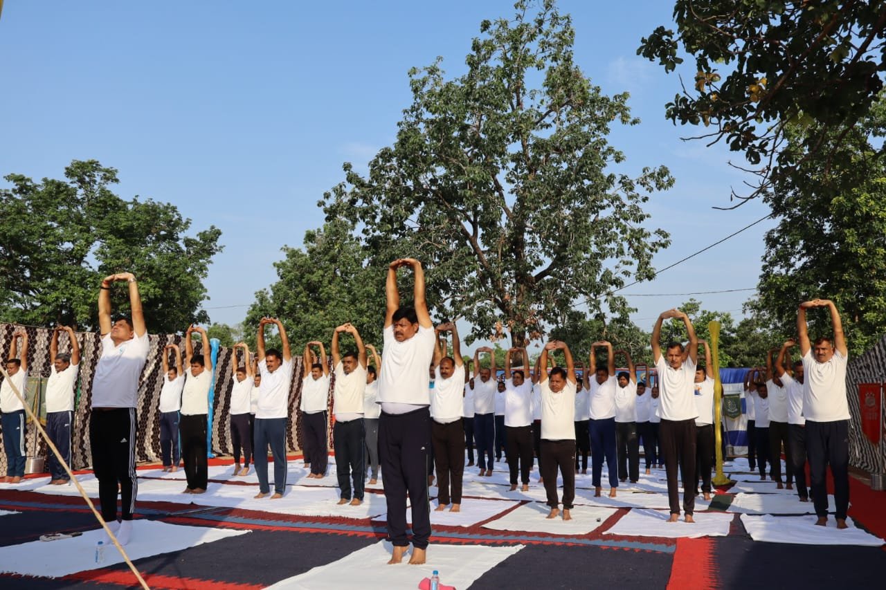 159 बटालियन सीआरपीएफ ने मनाया अंतरराष्ट्रीय योग दिवस