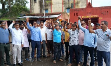 ट्रेड यूनियन के राष्ट्रव्यापी हड़ताल का कोयलांचल में दिखा असर