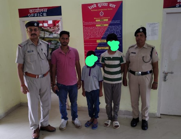 ऑपरेशन "नन्हे फरिश्ते" ने दो नाबालिग बच्चों को सुरक्षित बचाकर उनके घर पहुंचाया