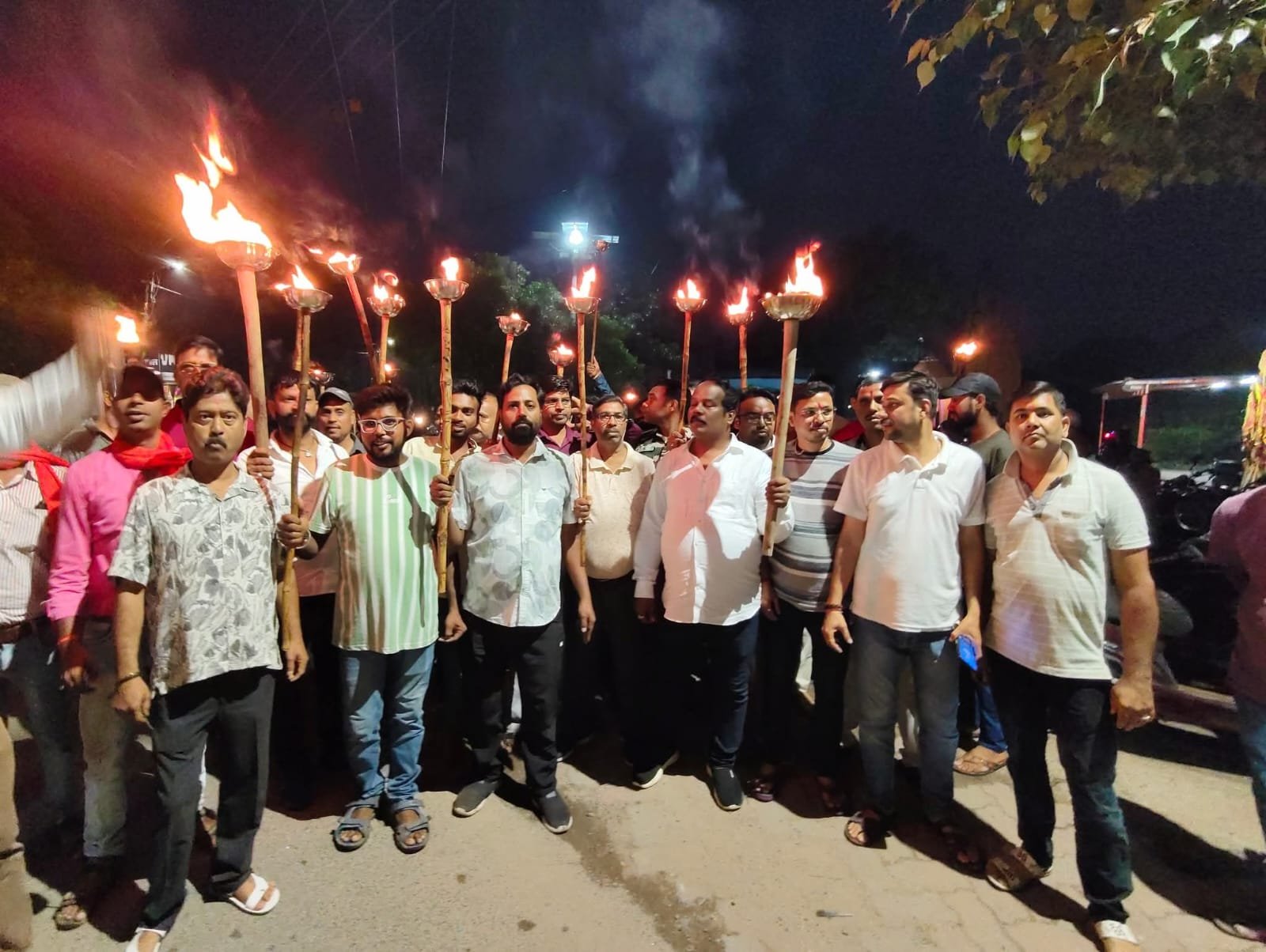 'जंगल राज'  की ओर बहुत तेजी के साथ बढ़ता 'हजारीबाग' 