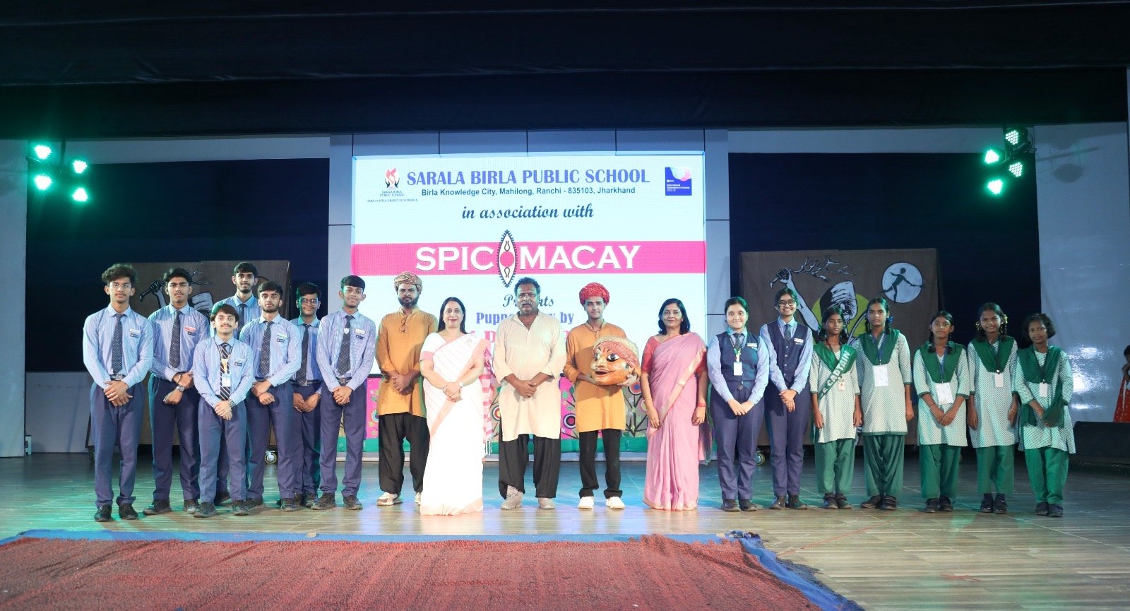 सरला बिरला पब्लिक स्कूल, रांची में स्पिकमैके द्वारा कठपुतली शो का आयोजन
