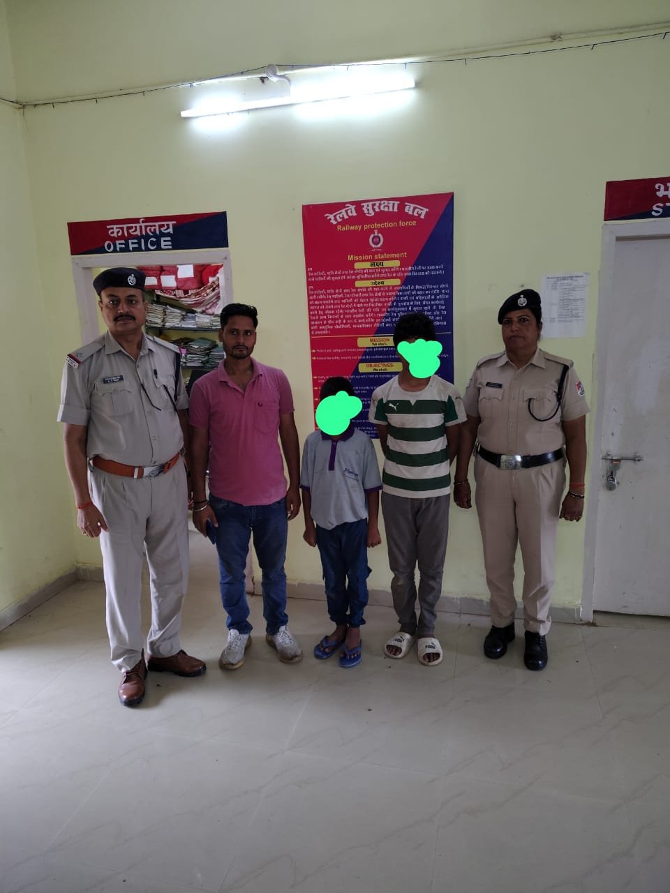 ऑपरेशन "नन्हे फरिश्ते" ने दो नाबालिग बच्चों को सुरक्षित बचाकर उनके घर पहुंचाया