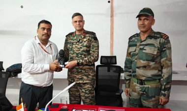 पंजाब नेशनल बैंक के वरिष्ठ शाखा प्रबंधक ने कैडेटों को बैंकिंग धोखाधड़ी के बारे दी जानकारी