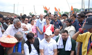 झारखंड की कृषि मंत्री बिहार में चल रहे वोटर अधिकार यात्रा में हुई शामिल