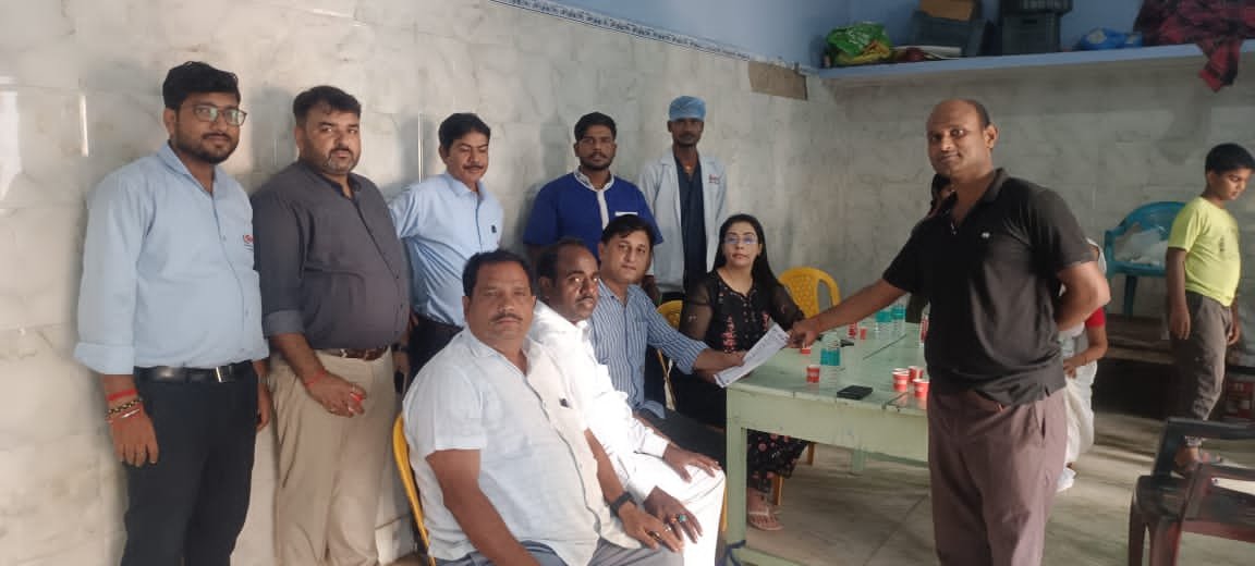 मानपुर सुढीटोला में आयोजित हुआ निशुल्क चिकित्सा शिविर, सैकड़ों लोगों ने कराया स्वास्थ्य परीक्षण