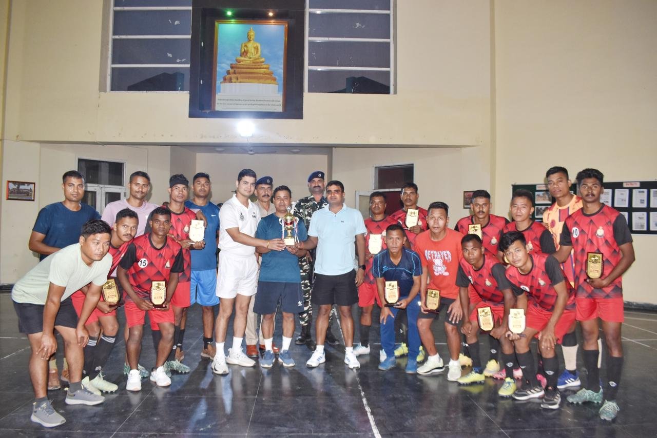 62वीं वाहिनी सशस्त्र सीमा बल ने जीता मुख्तार अहमद राईनी फुटबॉल लीग का खिताब, रोमांचक फाइनल में स्टेडियम स्पोर्ट्स क्लब, भिनगा को 4-3 से हराकर 62वीं वाहिनी बनी चैंपियन खिलाड़ियों ने दिखाया अनुशासन, रणनीति और जज़्बे का अद्भुत संगम