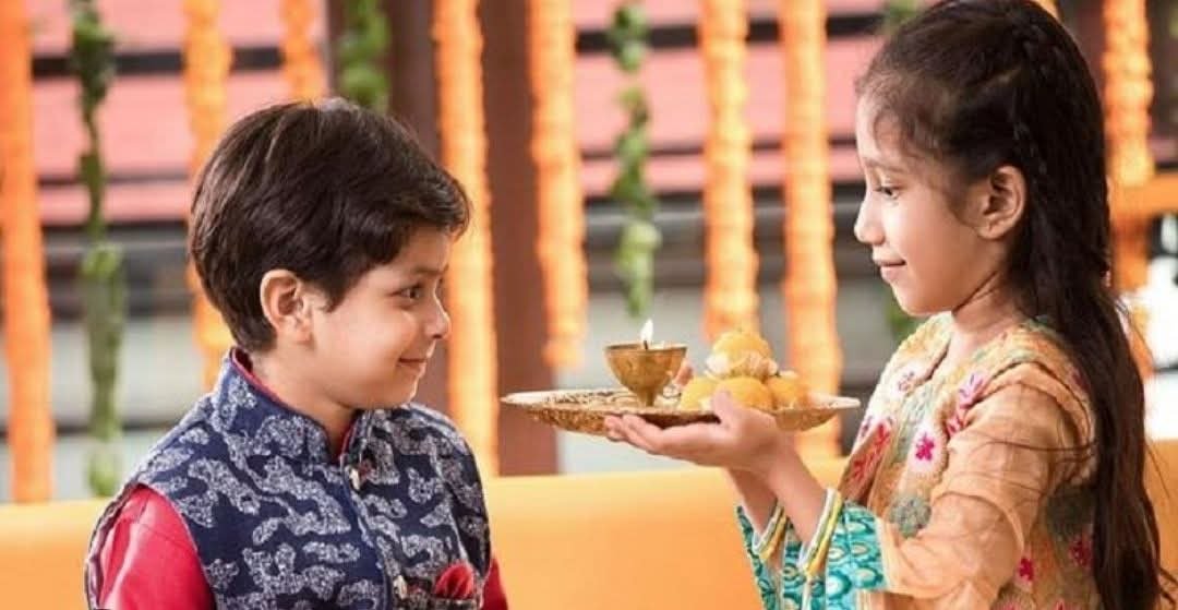 भाई बहन के पवित्र रिश्ते पर आधारित 'भाई दूज' का त्योहार