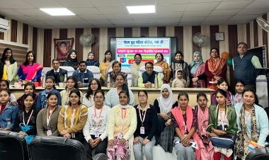 जीबीएम कॉलेज में एनसीसी एवं एनएसएस इकाइयों द्वारा साइबर सुरक्षा पर परामर्श सत्र का हुआ आयोजन, छात्राओं को दी गयीं तकनीकी के सकारात्मक एवं नकारात्मक पहलुओं की जानकारियाँ